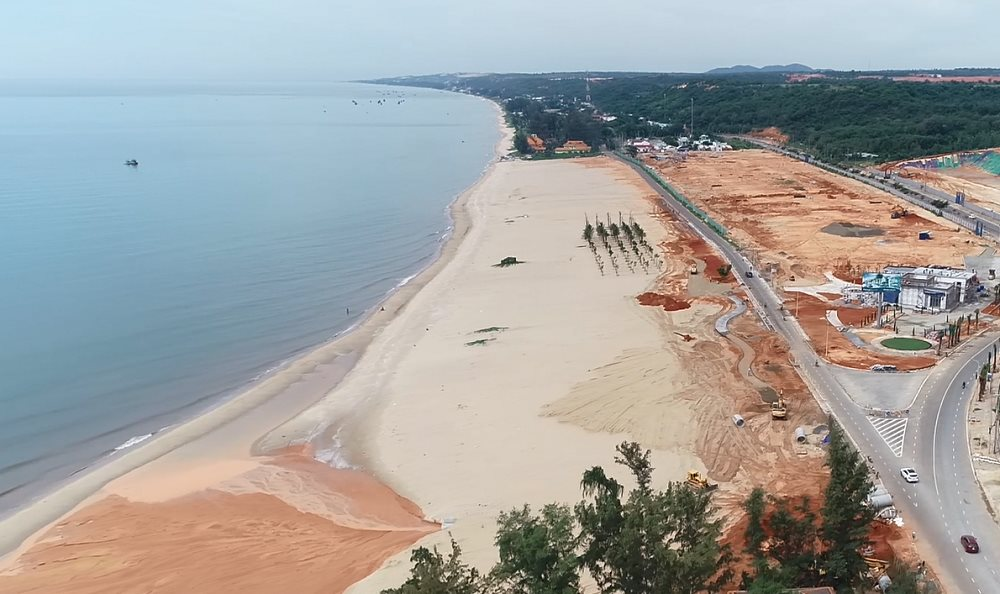 Không Chạy Theo Cơn Sốt Ảo 6 lưu ý khi mua đất ven biển Bình Thuận